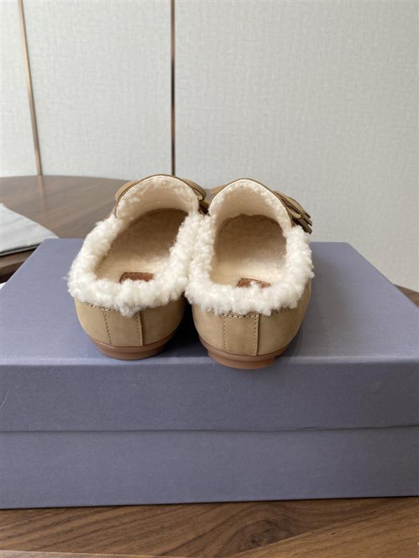 2025126112128852 310